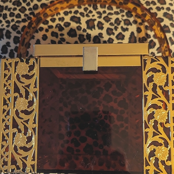 Vintage 1940's Lucite Bag. Great for Collectors  Serious Offers Considered - Picture 4 of 7